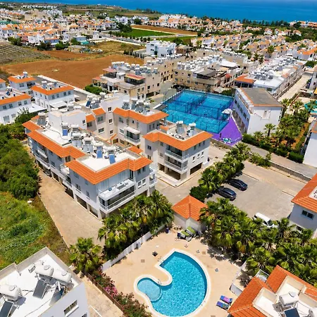 Apartman 2br Near - Loretta By Premier Paralímni
