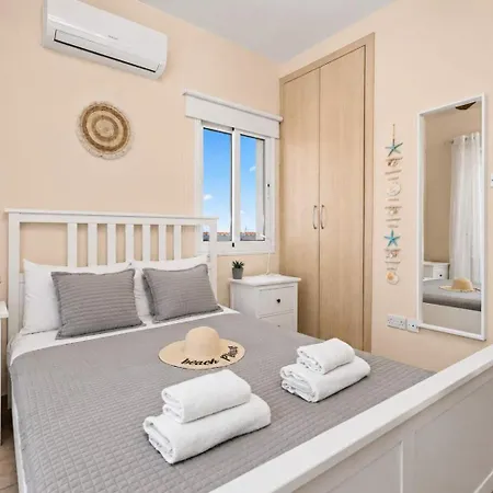 Apartman 2br Near - Loretta By Premier